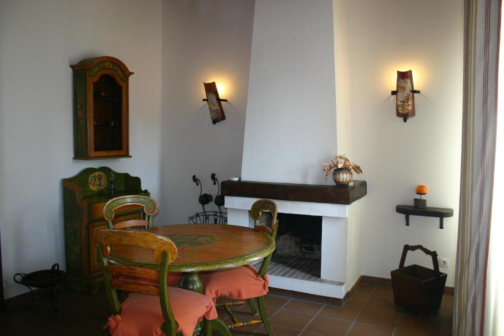 Monte Das Faias Cork Farm Hotel Grandola Room photo